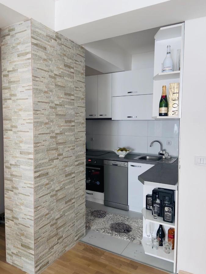 Royal King Apartment Куманово Екстер'єр фото